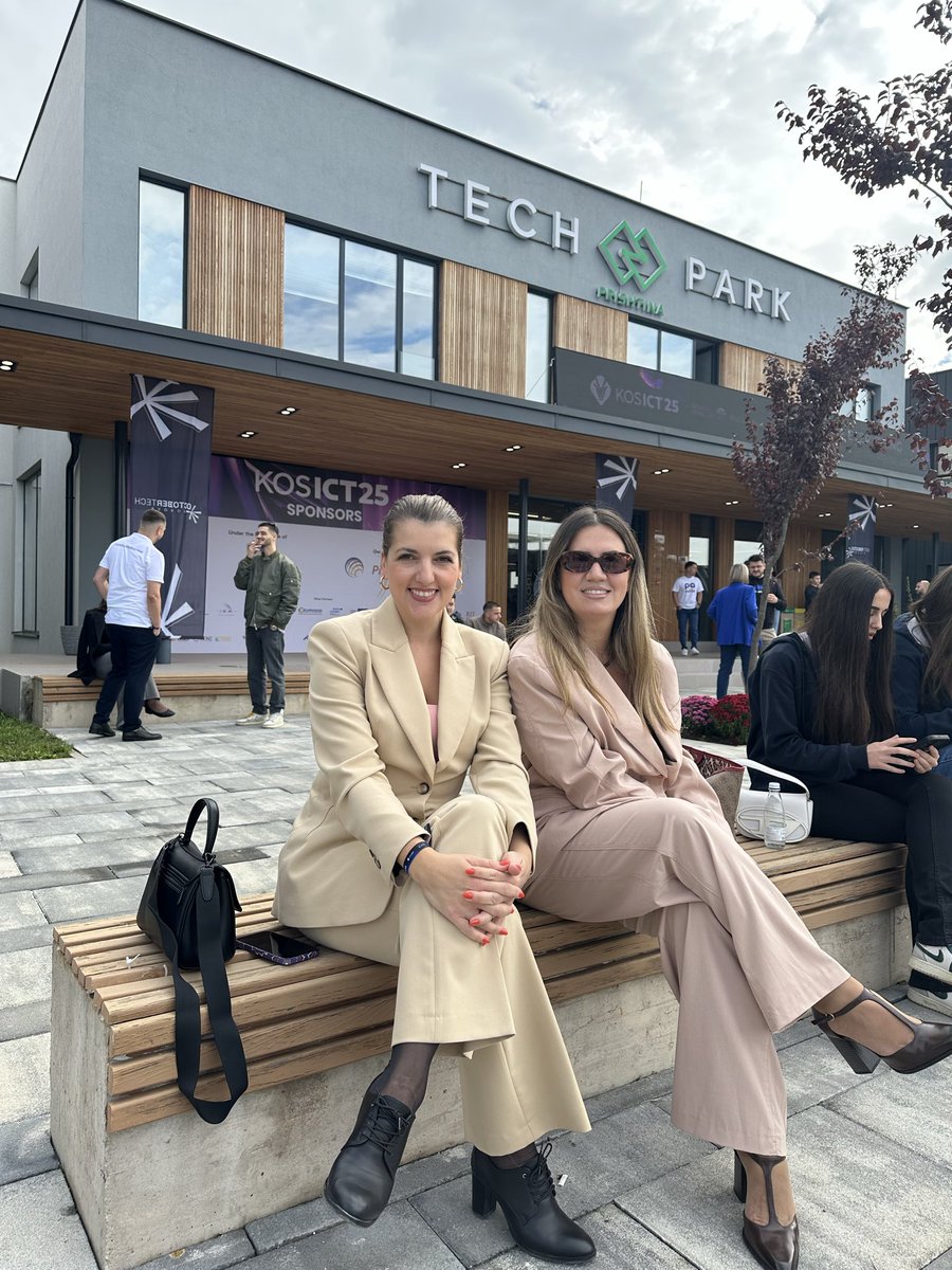 Dokutech's tweet image. Today we kicked off #OctoberTechKosova 2025 with the 14th edition of #KosICT at Tech Park Prishtina — where #DOKUTECH will also take place on Oct 23–24! ⚡️

🎟️ Get your ticket: ticketing.festtix.co.uk/events/dokutec…