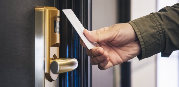 DataLinkTech's tweet image. Physical security is a critical component of business risk management. DataLink’s local access control experts specialize in designing and implementing solutions that safeguard your people, facilities, and assets for comprehensive protection.
tinyurl.com/3t8xnp5v