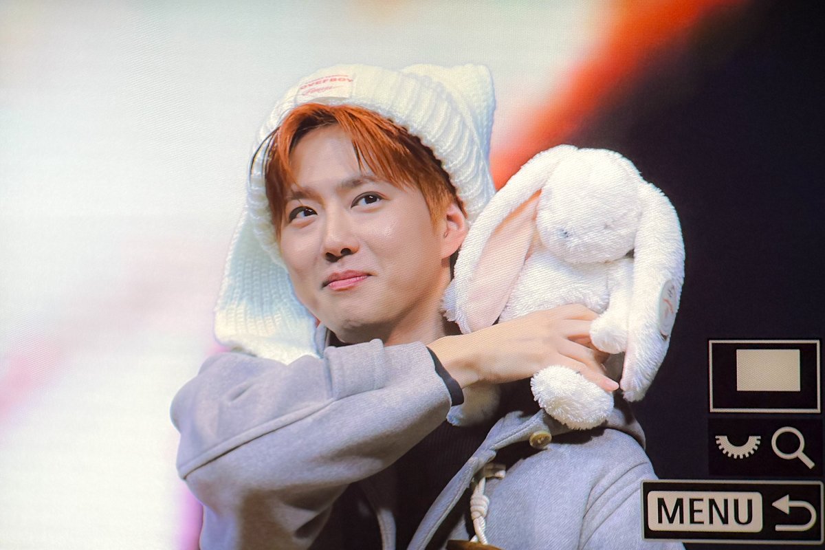 urmay22nd's tweet image. 251010 🐰+🐰 #수호 #준면 #SUHO