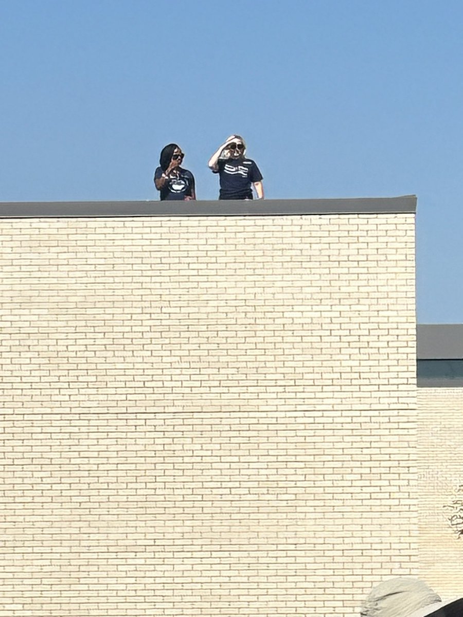 Julie Armstrong tweet media