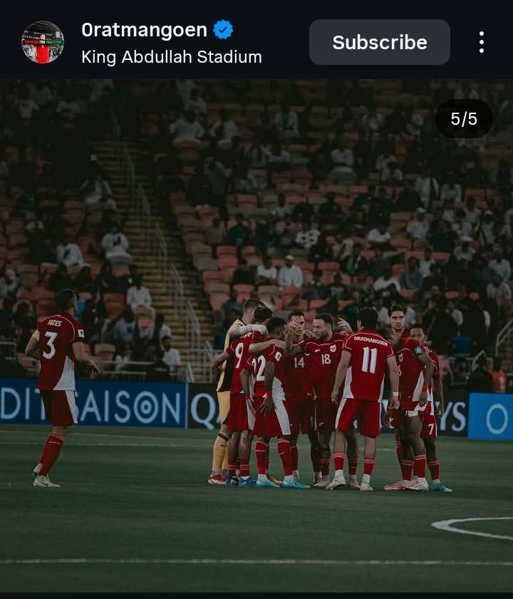 aysahayy's tweet image. klok anjir ih bisa bisa nya si Jay di crop, MENTANG MENTANG DI FOTO LAGI NGASIH INTRUKSI