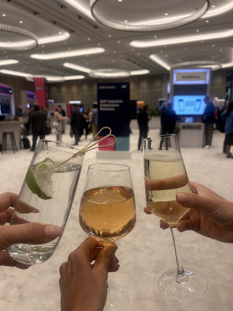 SemosCloud's tweet image. What a week at #SAPConnect2025! 💡

Three days of ideas, partnerships &amp;amp; inspiration in Las Vegas - where AI, data &amp;amp; people came together to shape the future of work.

Grateful for every conversation that made innovation feel human.

SAP Connect | Las Vegas, USA | #SAPConnect
