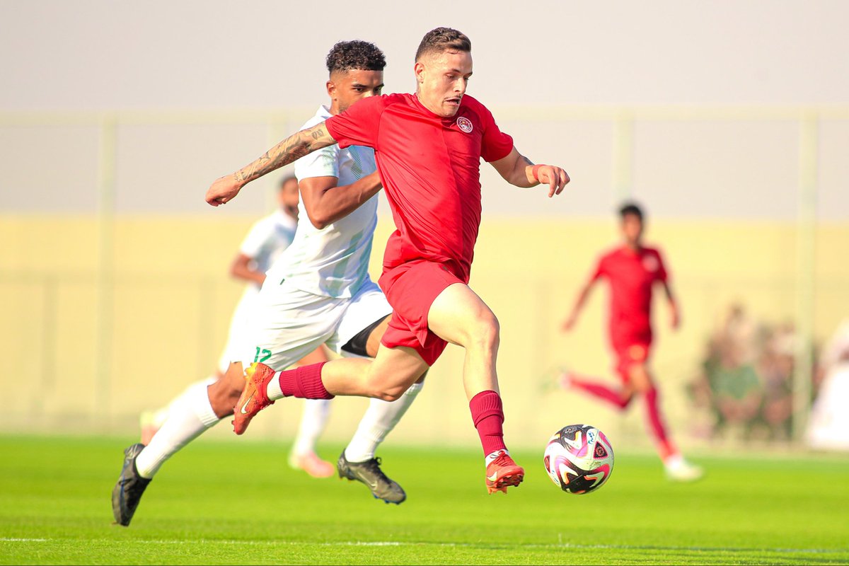 alnjoomfclub's tweet image. نصف ساعة من الشوط الثاني ⏱️🔥
النتيجة ما زالت متعادلة، والنجوم يضغطون بقوة بحثًا عن هدف التقدم 💪🏻⚽️
الإصرار واضح.. والفرصة قريبة بإذن الله ⭐️

#ALNJOOM #نادي_النجوم #MatchUpdate #SecondHalf