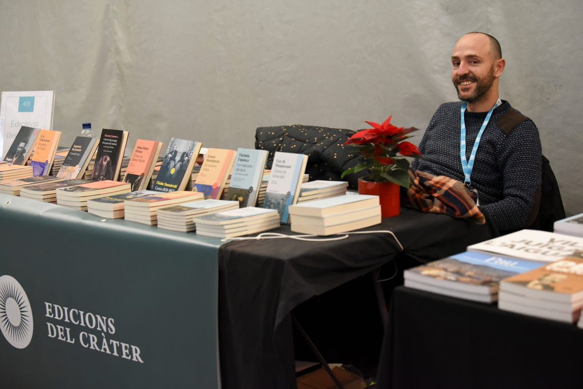 FiraIndilletres's tweet image. Enhorabona @CraterEdicions Oriol i Mariona per aquest Premi Nobel de Literatura 😉 Farem cua per comprar-lo a la fira d'enguany 📚😊 #llibres #nobel #Indilletres 
📸 @AnnaFabrell