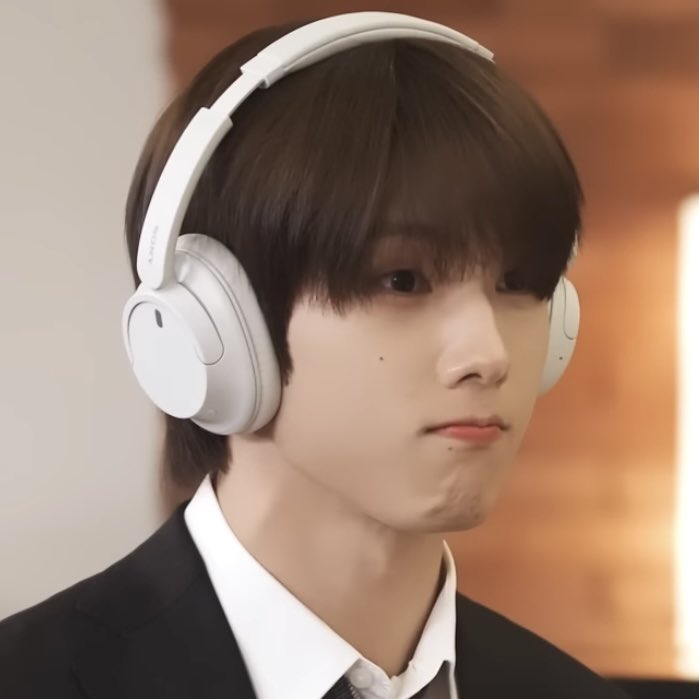 유카 tweet media