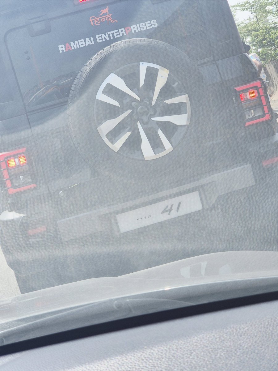 remomashy's tweet photo. @PuneCityPolice @CPPuneCity @PuneCityTraffic 
MH12XX41
Fancy number plate and blacked out glasses, location is Ubale Nagar, Kharadi. https://t.co/FqsPEK7diz