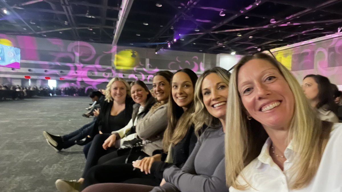 Ready for #OCSBCCD to start and see one of fearless leaders MC the event. Go Dean Go!!! #coyoteproud <a href="/StFXOCSB/">St. Francis Xavier High School</a>