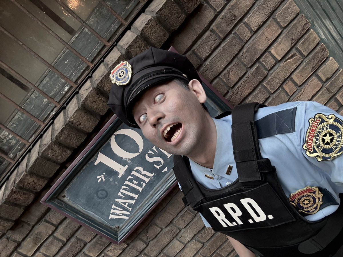 texas_uss's tweet image. 実は今日ユニバでR.P.D.ゾンビやってた

#REBHFun