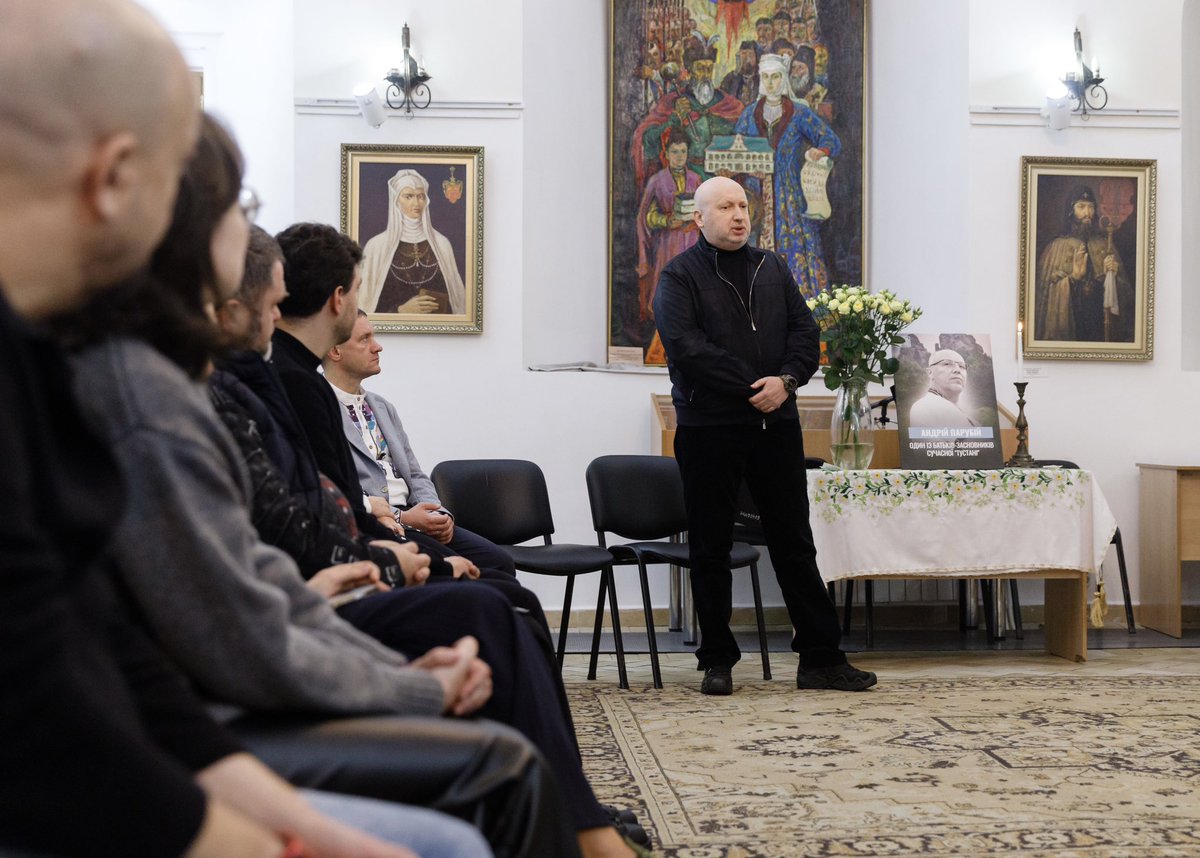 Олександр Турчинов tweet media