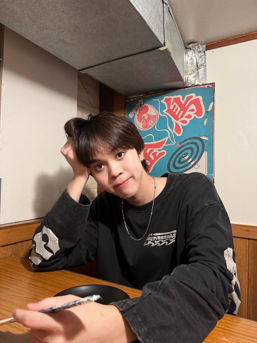 THIOTHAMM_TH's tweet photo. ❥( 🌻 )  #THIOTHAMM
   101025 |  IG update

“ 🍣 “

🔗 https://t.co/PbT3MWjFxW

#NexT1DE_THIO #NexT1DE
#THIO #ไทโอ https://t.co/7BTLkM84v7
