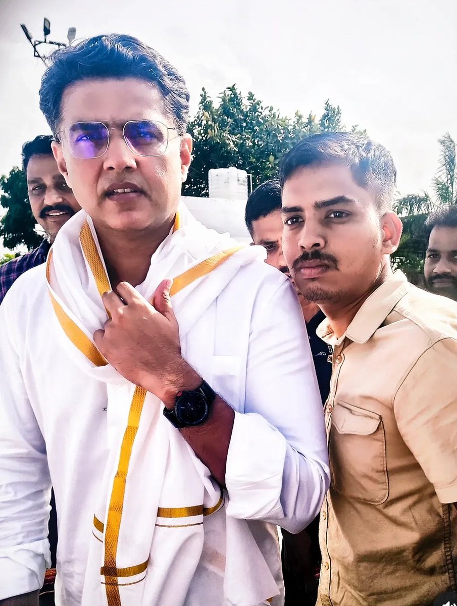 Rohitgu4567's tweet photo. Pic of the day ❤️✌️ sachin pilot
@SachinPilot https://t.co/ndMxytKupU