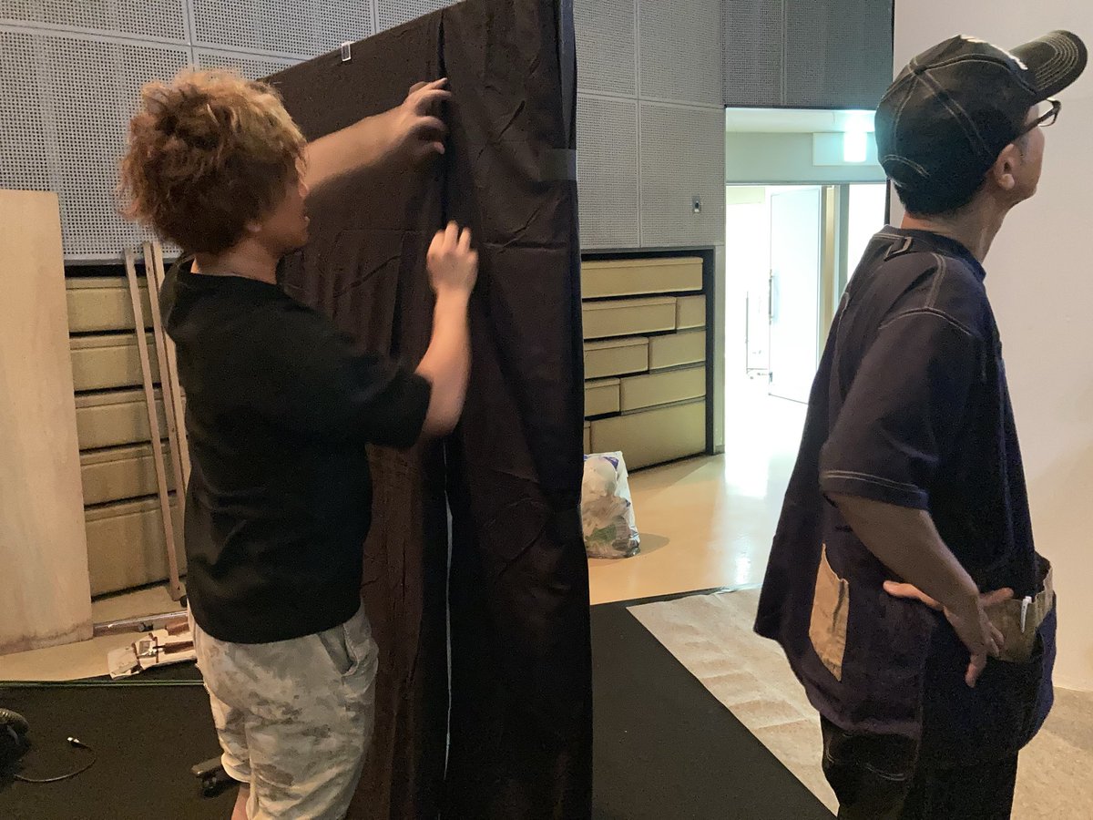 shiminbutai1961's tweet photo. 仕込みました。
これらが、どこの何なのかは、観に来た人のお楽しみ。

公演は11日18時半と12日13時半の2回ですよ✌️
こちらのチケット予約は公演当日0時まで可能です✨
https://t.co/w7wY8pE8VY
#劇団市民舞台
#犯人がいっぱい https://t.co/yHOvfa45G5