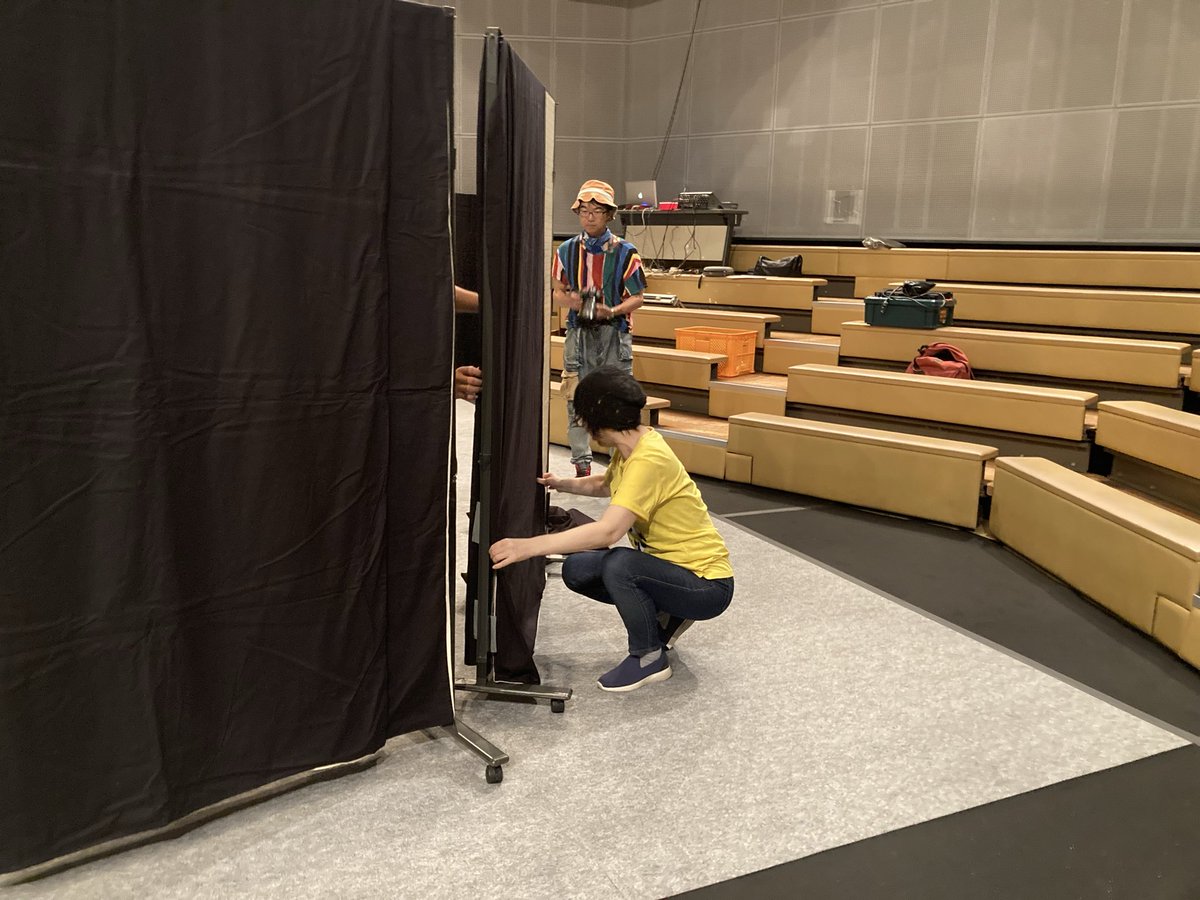shiminbutai1961's tweet photo. 仕込みました。
これらが、どこの何なのかは、観に来た人のお楽しみ。

公演は11日18時半と12日13時半の2回ですよ✌️
こちらのチケット予約は公演当日0時まで可能です✨
https://t.co/w7wY8pE8VY
#劇団市民舞台
#犯人がいっぱい https://t.co/yHOvfa45G5