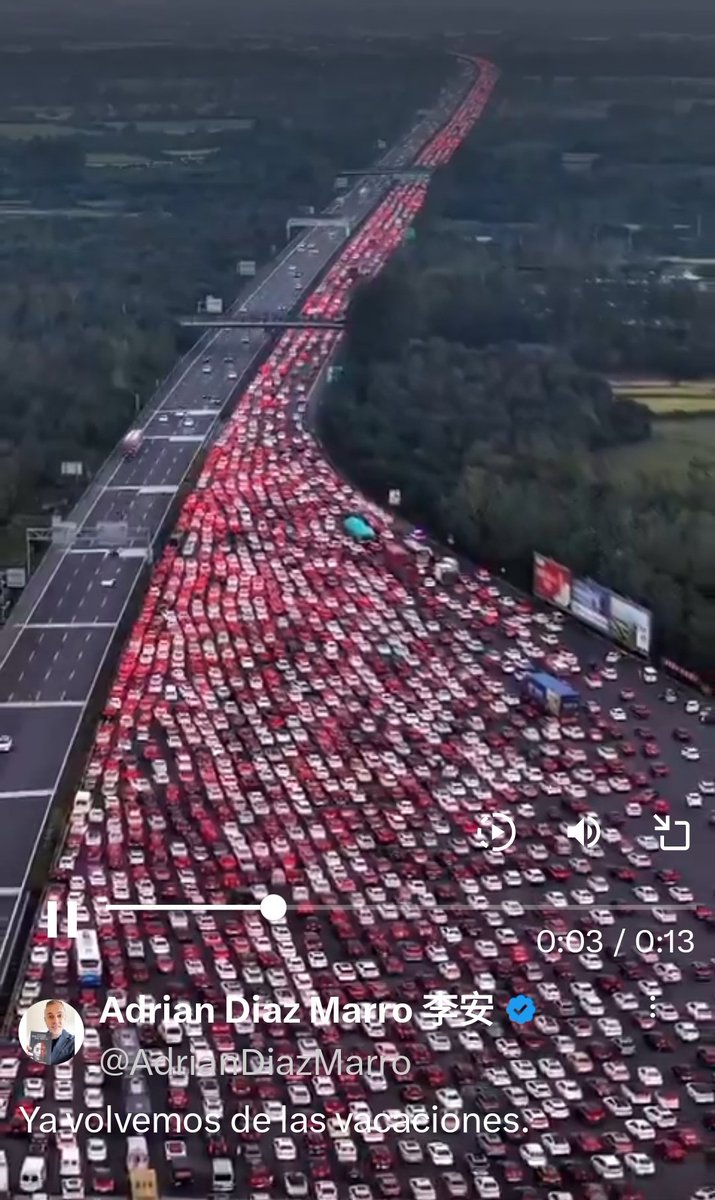 Una mañana cualquiera en la Alcalá ideal de quienes llevan planificando nuestra ciudad desde hace años. Bueno, siempre hay entradas por parte de quienes regresan a Alcalá del turno de noche.