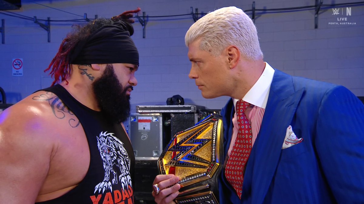 EliteClubS0B's tweet image. This was a really solid episode of SmackDown.
Felt so much more creative and different than the same old stuff we were getting.
Both RAW and SmackDown were good this week, hopefully, they keep this up.
#SmackDown