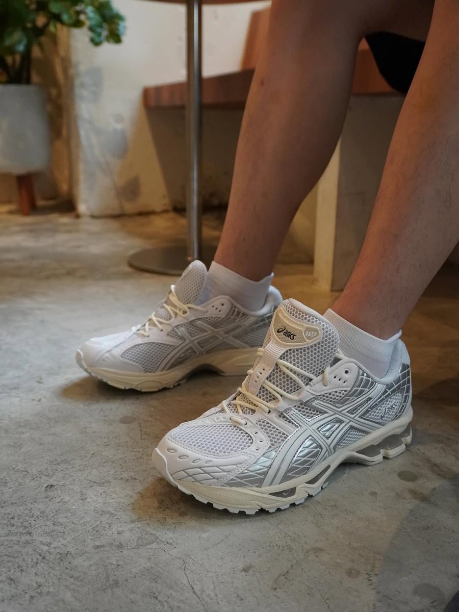 BBVERs_WORLD's tweet image. 🌻 IG BBVERPJ POST UPDATE 🌻
🗓️: 10.10.25 

👟🖤

#ASICSsportstyleTH #GelNimbus101
#bbverpj @bbverpj 
#เหล่าซอมบี้ของบีเวอร์