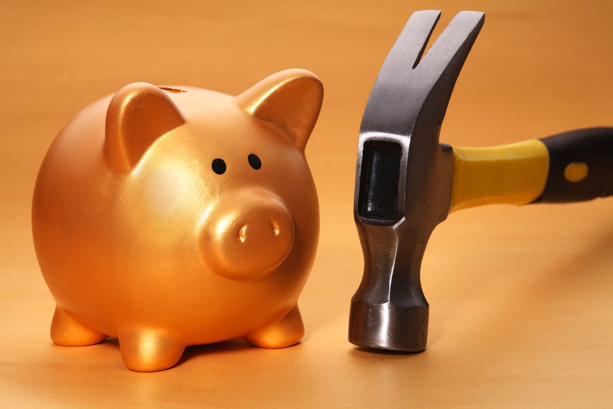 Gold’s record: bullish, bearish, or neutral? Craig Basinger, Chief Investment Strategist at Purpose Investments, on the cases for bullishness, bearishness, and staying neutral: bit.ly/3W2rgAq