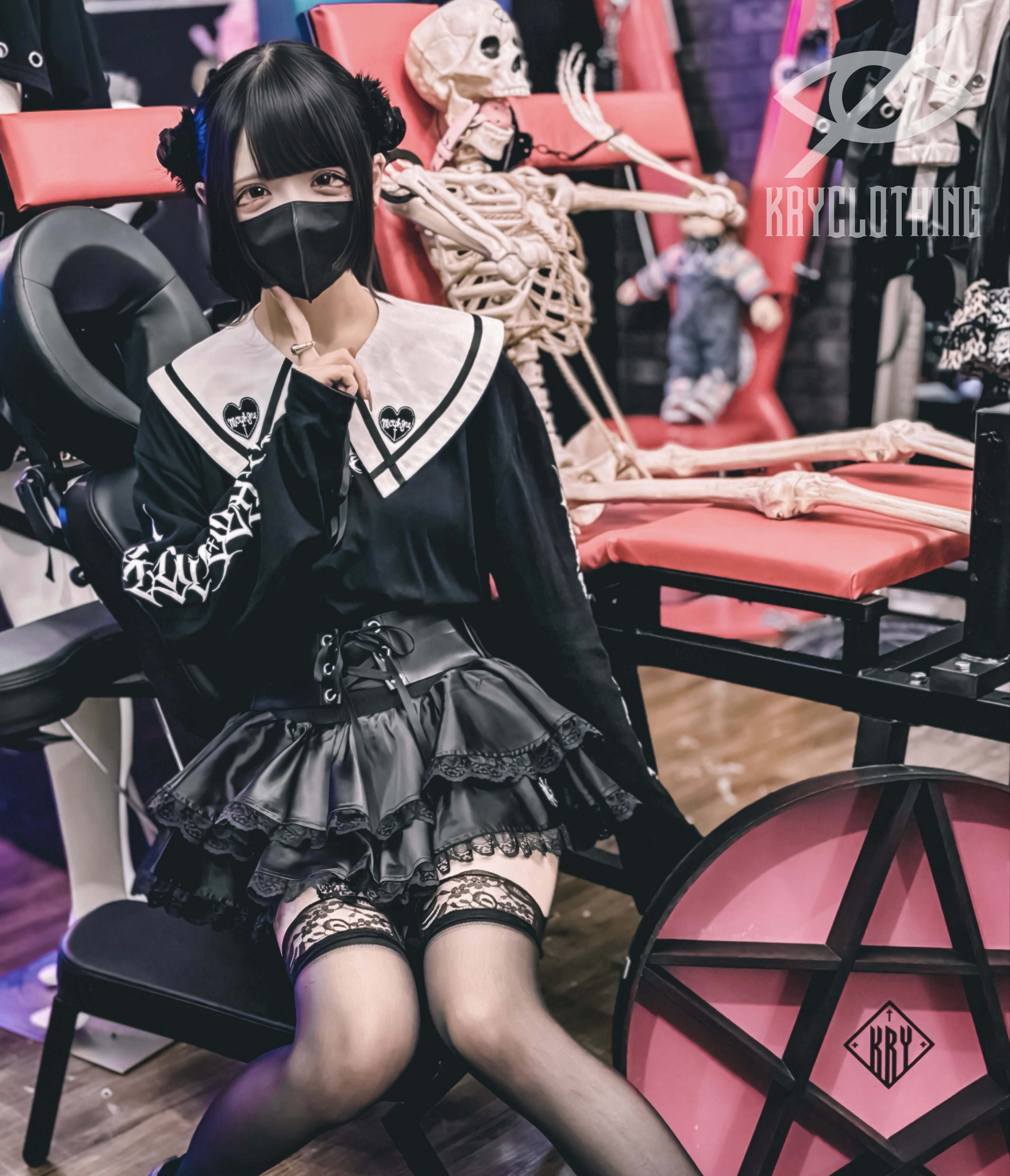 KRY clothing メイドフリルパーカー KRY clothing メイドフリル