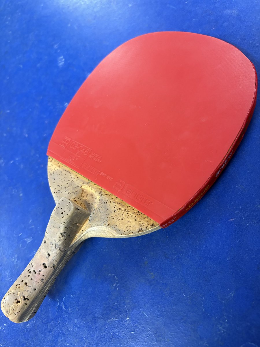 朝個人レッスン、ペン粒のシニアのお客様が最近裏面の取り組みを頑張ってます。

おおすめしたヘキサーグリップSFX
いい感じ！

中〜上級に、なんならコスパ最強なので、
迷ったらコレ^_^
ちなみに、全日本マスターズに出場されてるお客様もコレ、使ってます。

#andro
#ヘキサーグリップシリーズ