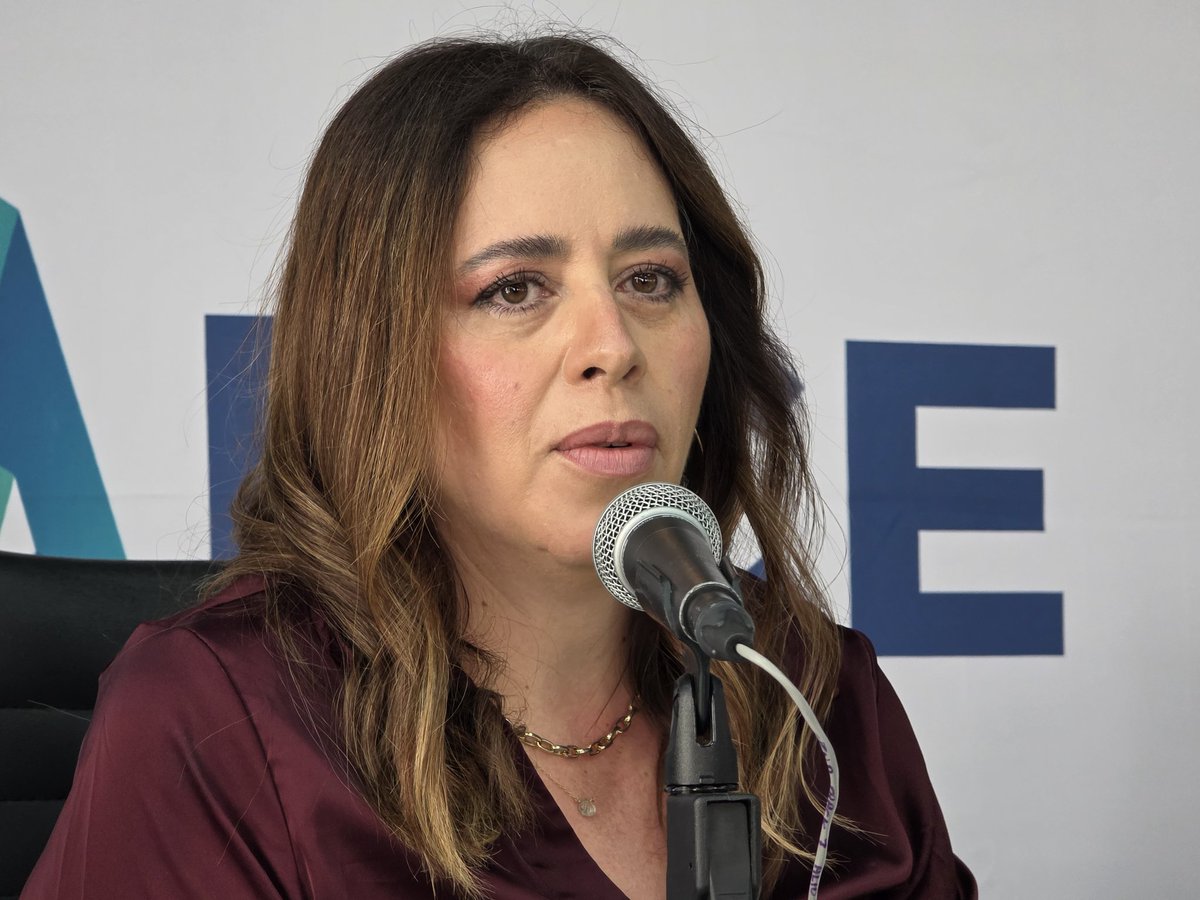 Daniela Loredo tweet media