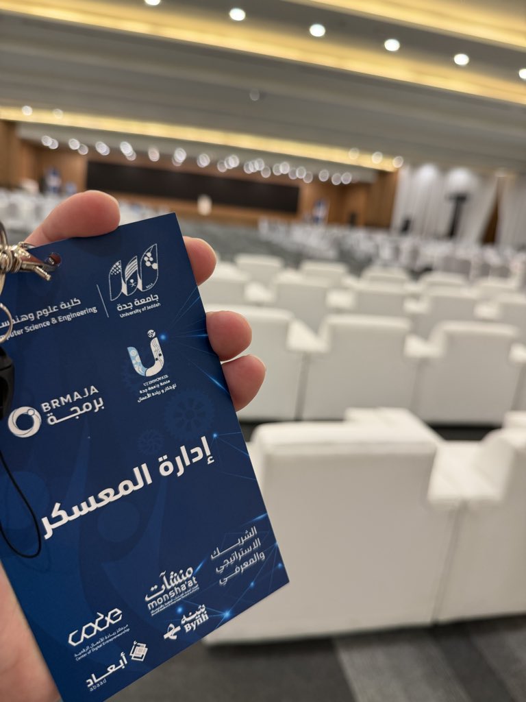 x_ff's tweet image. Oct vibes 📍