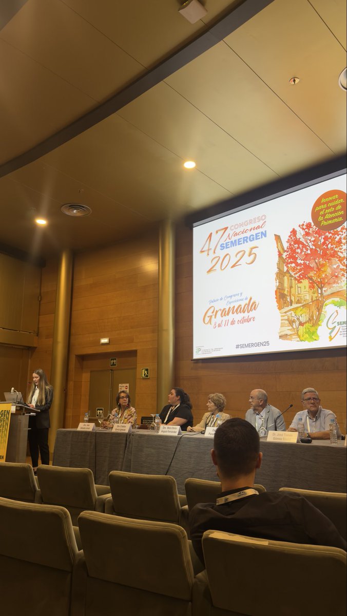 Camiherrmi's tweet photo. Empezamos la mesa sobre investigación de #SEMERGEN25 https://t.co/qSssVggxCD