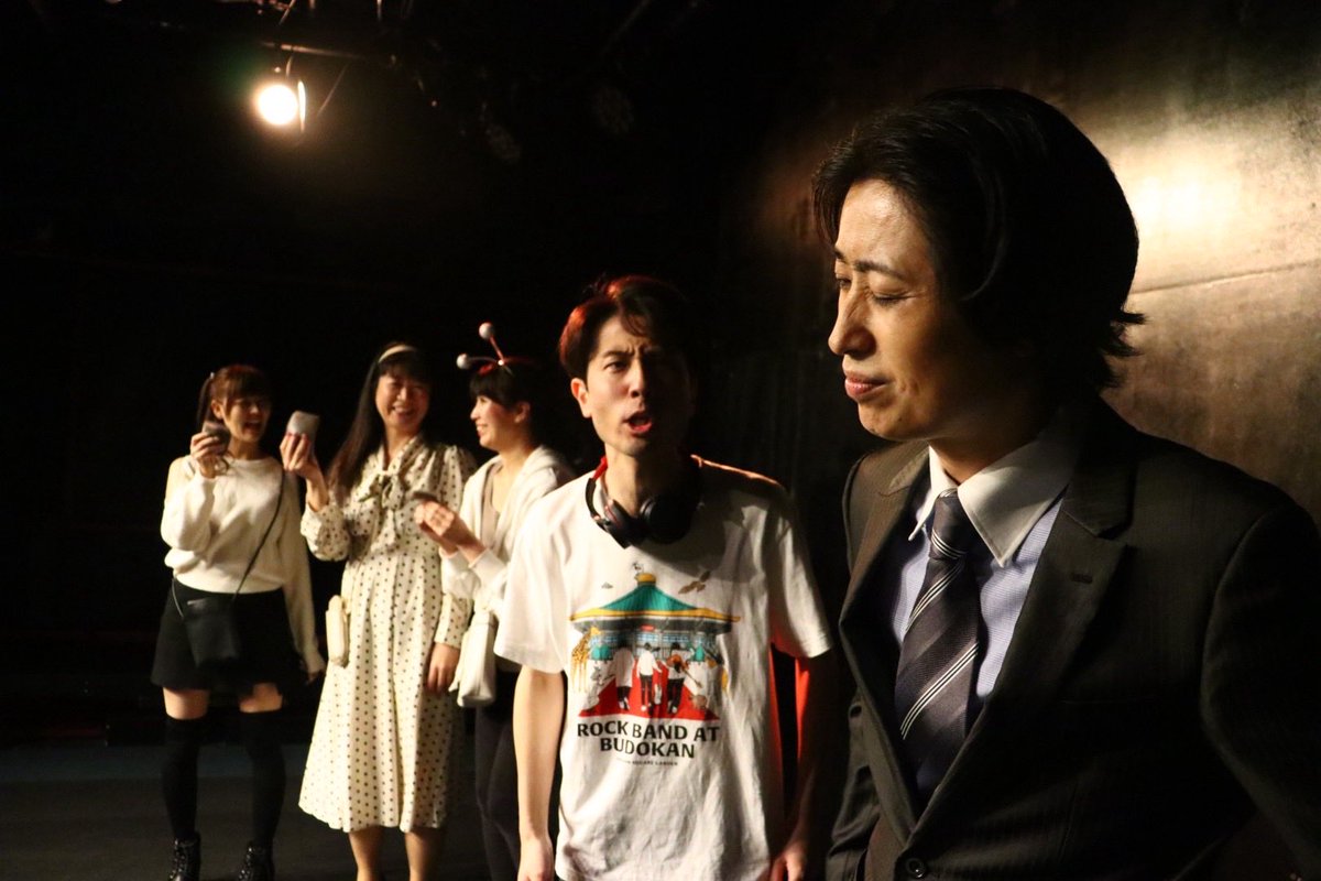 ついに #コズワン 初日の幕が上がりましたー✨
アイドル衣装も解禁になったので早速！！
かわいいのー！ぽい感じでかわいいのー！テンション上がります😋

明日からも丁寧に楽しみます！！
ticket.corich.jp/apply/395313/0…