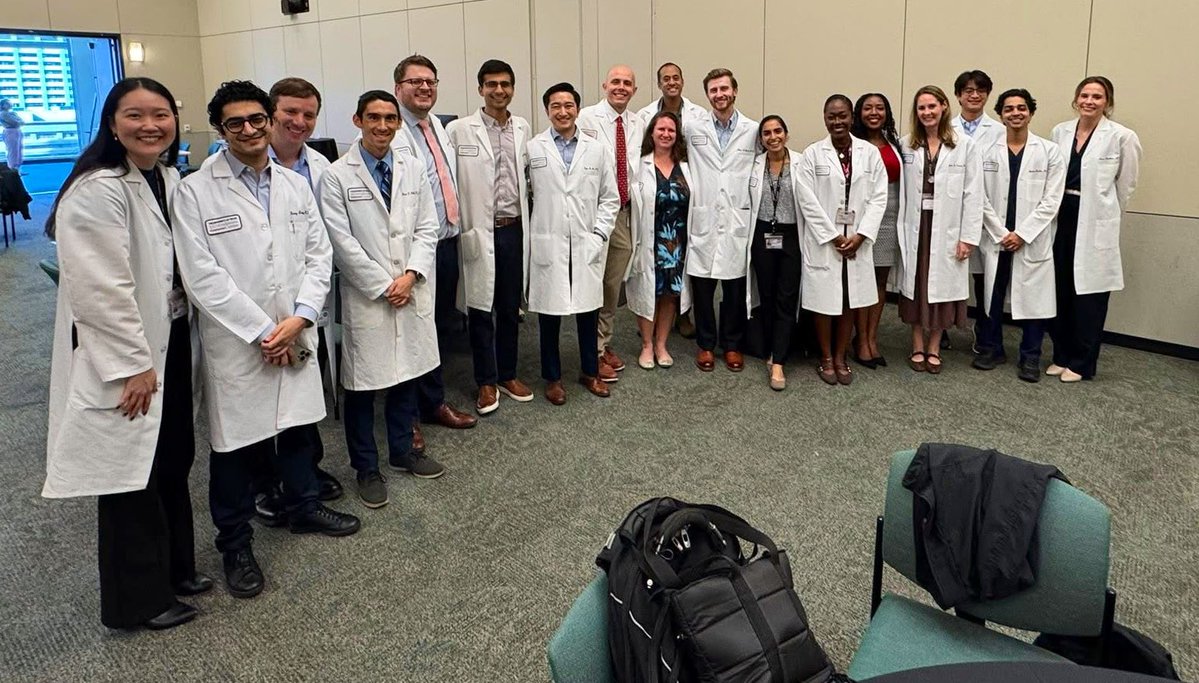 StephDudzinski's tweet image. For those applying #radonc #match2026, #1️⃣ thing I would look for is the people 

While residency training can be hard, life still happens &amp;amp; you want a village around you of leadership &amp;amp; co-trainees to support you along the way

I’m so🍀 to have had my @MDAndersonNews family! ❤️