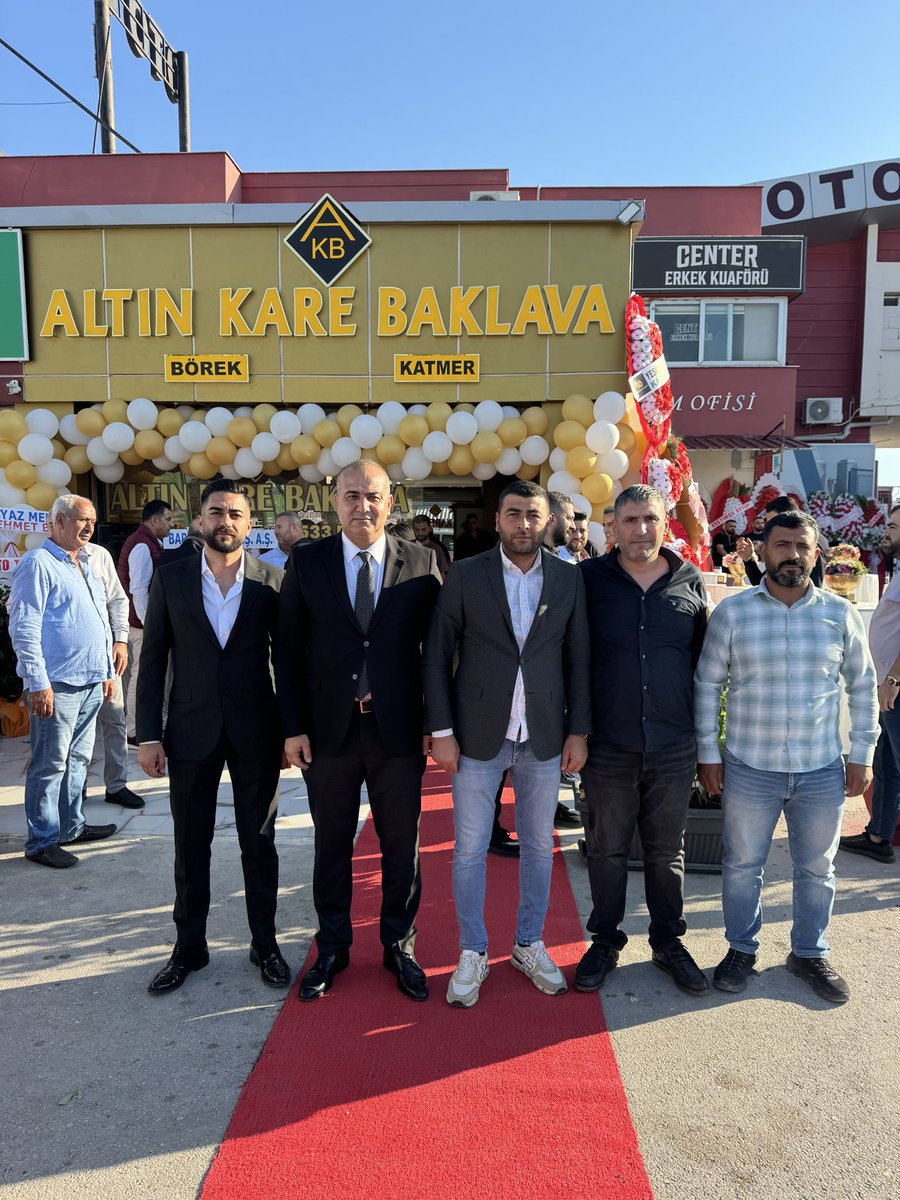 Ülkü Ocakları Seyhan İlçe Başkanlığı olarak, MHP Seyhan İlçe Başkanımız Hakan Yıldırım ve geçmiş dönem İl Muhasibimiz Muhammet Çetin ile birlikte Anıl Turan kardeşimizin yeni şubesi Altın Kare Baklava’nın açılışını gerçekleştirdik. Hayırlı uğurlu olsun.