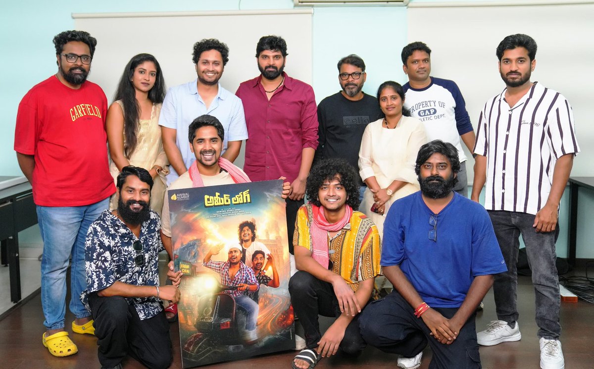 igtelugu's tweet photo. " @sreevishnuoffl Unveils the first look of #AmeerLog a fun filled hyderabad entertainer celebrating friendship and nostalgia
#AmeerLogFirstLook #HyderabadVibes https://t.co/dvqD2uKr37