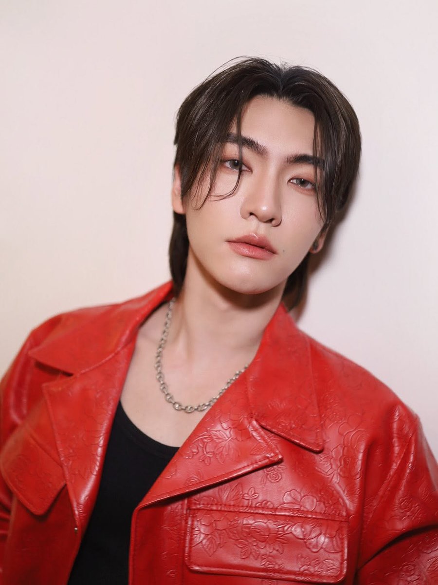 zenis333's tweet photo. OMG🤧🤧
He's very handsome from all angles, Chaikamon🐱💕🫣🫣😭😭❤️🤏

#Bosschaikamon #ShawtyBoss  
#BoNoh https://t.co/z3hREGm1CK