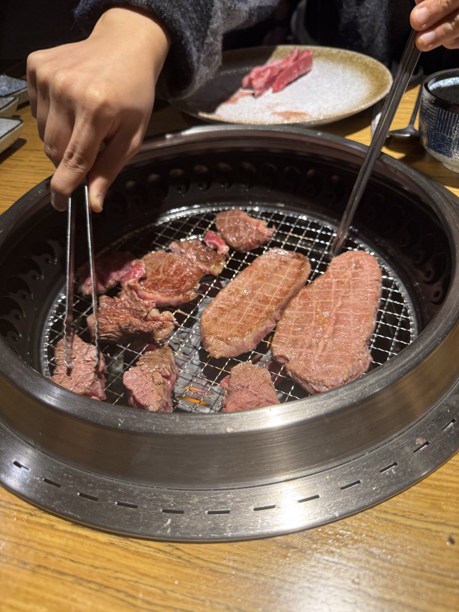 CRYPTO_JUN13's tweet image. MBM 밋업 in Gangnam 

@Wonnie_mbm_님이 열어주신 밋업에 다녀왔습니다. 

Kaito에서 활동중이신 야퍼들, KOL분들이랑 
네트워킹도 하면서 인사이트도 나누고 
좋은 사람들과 좋은 자리였던거 같습니다. 

항상, 온라인에서 열심히 상호작용을 하신분들과
오프라인에서도 만났기에 더 뜻 깊었던거…