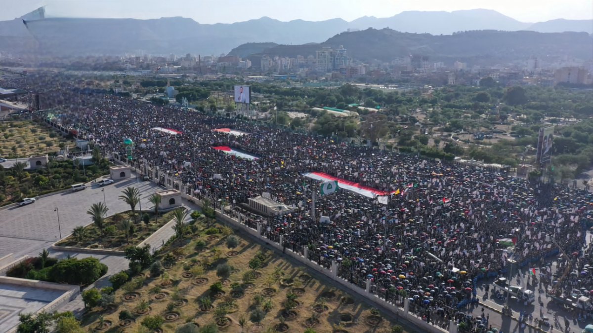 " أقسم. بالله الواحد أن المرحلة القادمة ستكون وبالاً على السعودية والأمارات وستُفتح أبواب الجحيم عليهم وعلى مرتزقتهم، فصمود وثبات ووفاء هذا الشعب العظيم لا يمكن أن يُجازى إلا بالحرية والإستقلال وإسترداد الحقوق ."