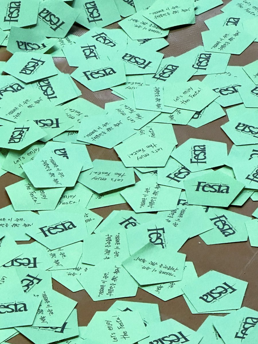 𝗫𝗜𝗔 𝟮𝟬𝟮𝟱 𝗖𝗢𝗡𝗖𝗘𝗥𝗧 𝗖𝗵𝗮𝗽𝘁𝗲𝗿 𝟮 : 𝗙𝗲𝘀𝘁𝗮

기다려온 이 순간, 우리들만을 위한 축제
Let’s enjoy The Festa ! 💫🏝️🥥🎉