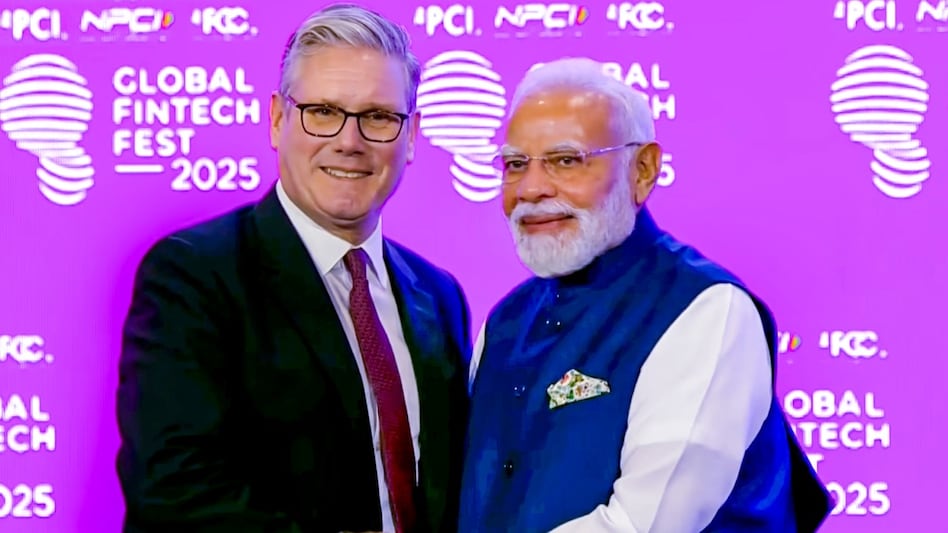 gujarat_plus_'s tweet image. Big boost for Gujarat's GIFT City 🔥
The India-UK Fintech Corridor is set to revolutionize financial ties
🔹️ Corridor links GIFT City & London Stock Exchange
🔹️ Focus on Fintech innovation & cross-border investment
🔹️ NSEIX at Gandhinagar to deepen financial integration
