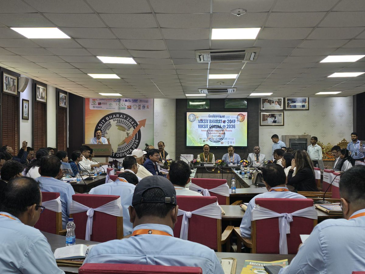 HURL_INDIA's tweet image. In this esteemed forum, the crucial role of industries in shaping a Viksit Bharat was underscored, with HURL recognized for its meaningful contributions.

At HURL, every initiative is guided by the belief - हर एक काम, देश के नाम।

#HURL #ViksitBharat2047 #AtmanirbharBharat