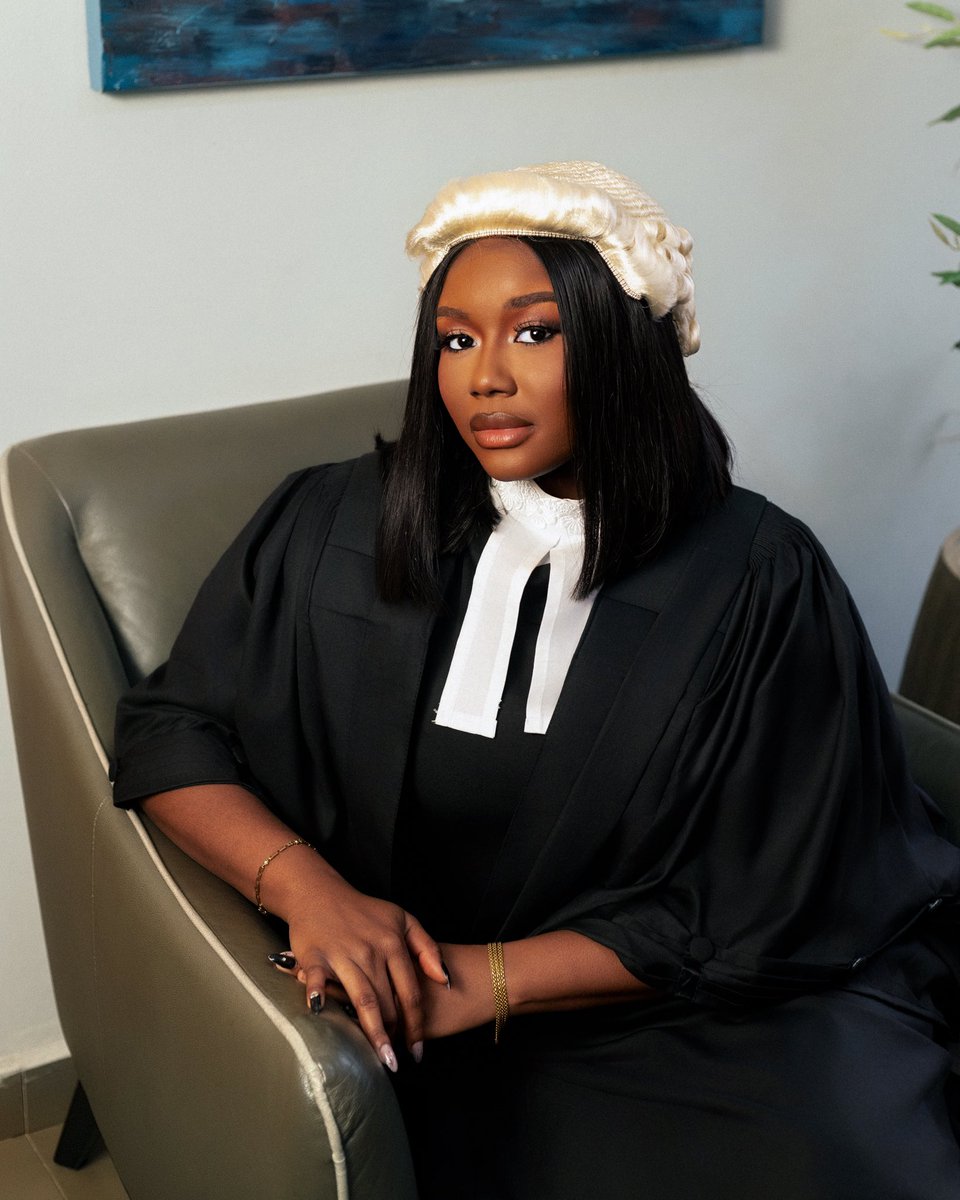 araba_xxx's tweet photo. A dream come true.  
With every bit of a resounding applause, ladies and gentlemen of jur- of the world,
LLB💗, BL💗 
S.A.T. ESQUIRE 💋 ⚖️ https://t.co/3GtjcizUyX