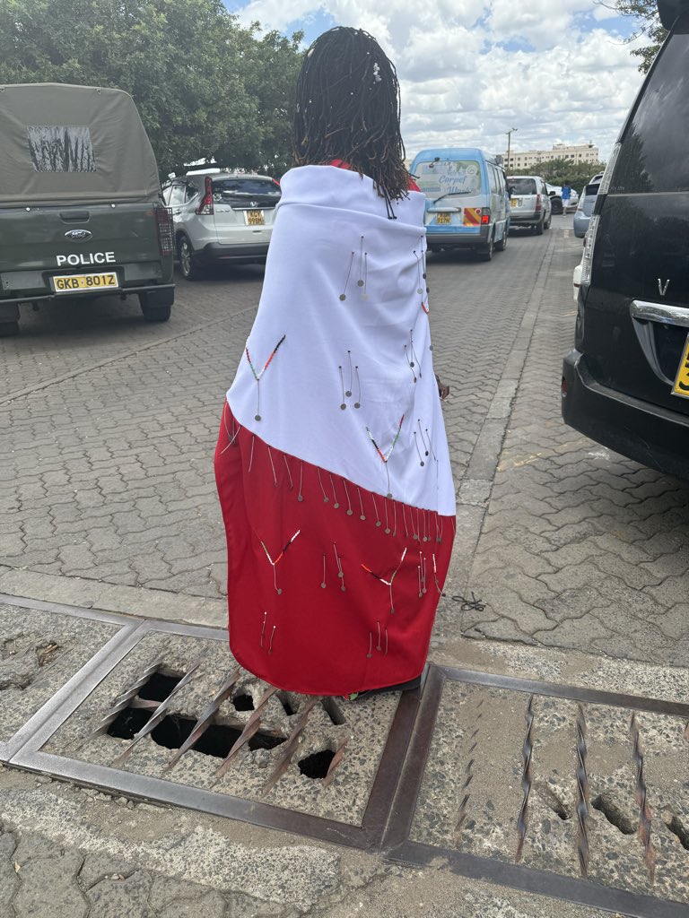 SomoinaKapeen's tweet photo. Mimi Maasai! https://t.co/bFIoZAMcjT