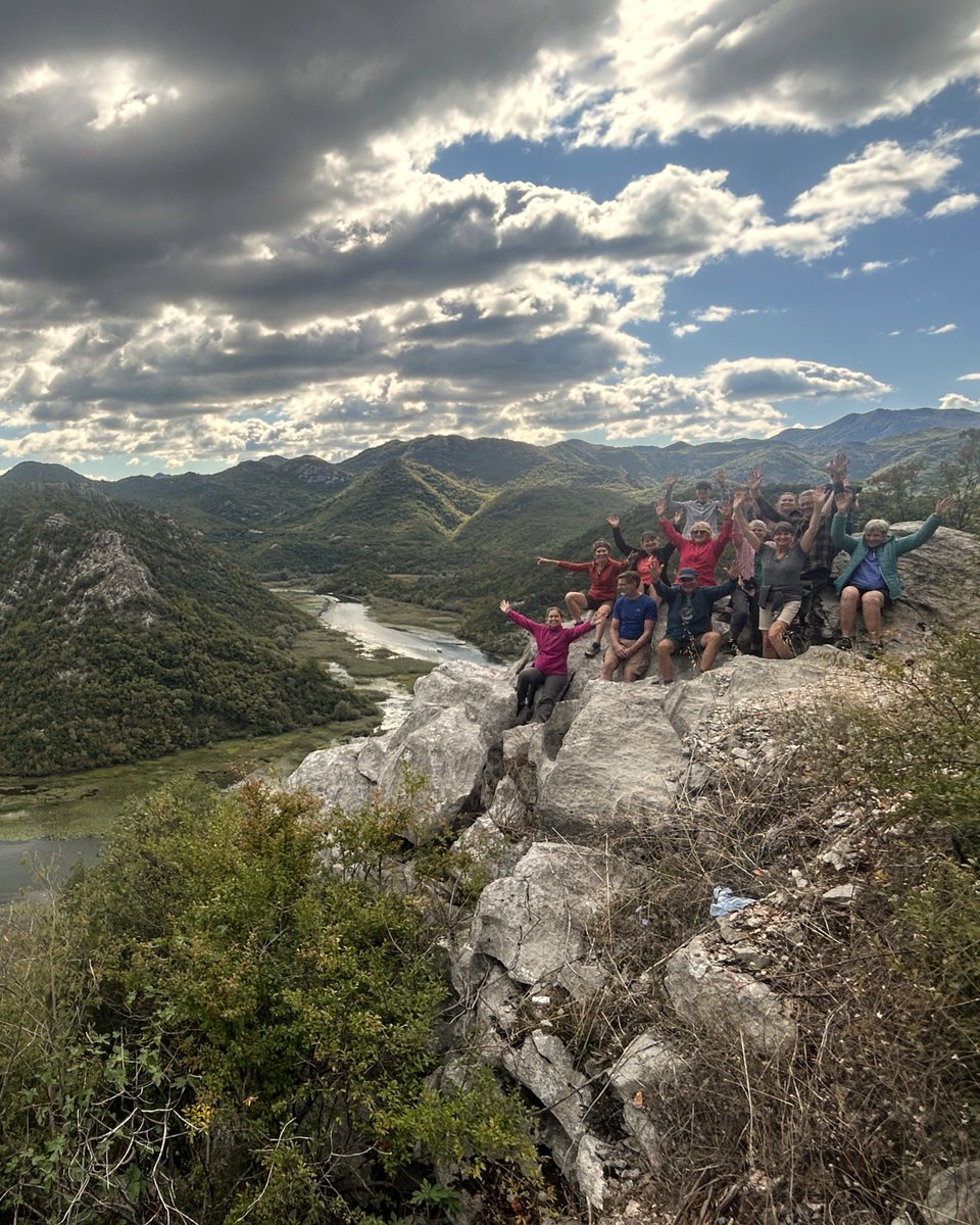 This week, one of our Montenegro tours took an unexpected turn when the group came across a lost dog with an injured paw. Thanks to quick teamwork, he’s now received vet care and will hopefully be reunited with his owner soon. 🐶
