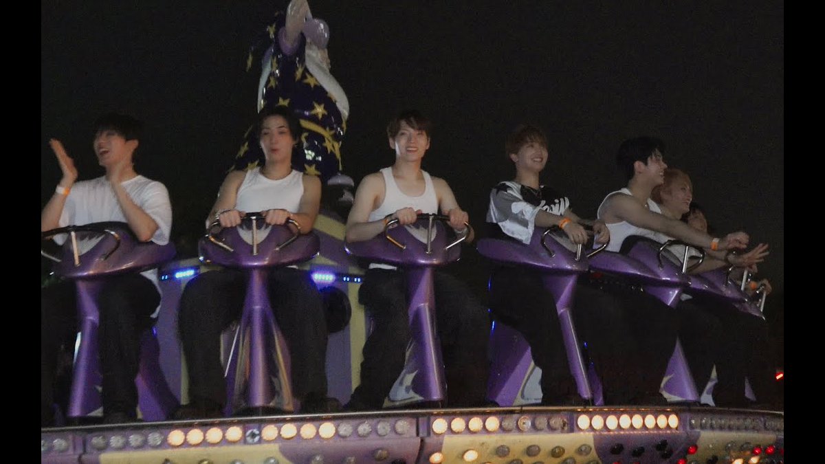 [🎬]

귀신의 집에서 도대체 무슨 일이...?👻🤬 | NTX (엔티엑스)

youtu.be/UNWLkHJH5u4

#NTX #엔티엑스