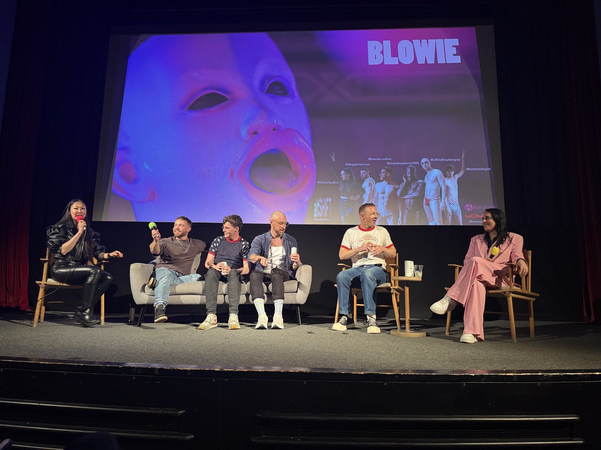 You must see Blowie.

Thanks for having me <a href="/altSHIFTxxx/">altSHIFT</a> 🖤