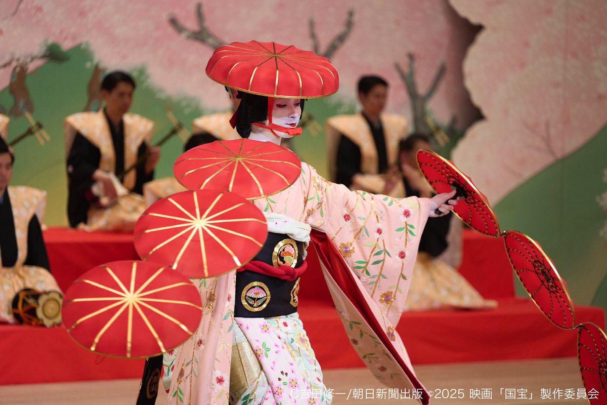 映画「国宝」 🪭──興行収入 ㊗️1️⃣6️⃣0️⃣億円突破──🪭 公開