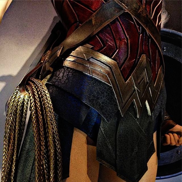 4MAZONW4RRIOR's tweet image. ꧁𓊈𒆜𝐖𝐎𝐍𝐃𝐄𝐑 𝐖𝐎𝐌𝐀𝐍𒆜𓊉꧂
“ Soy 𝕯𝖎𝖆𝖓𝖆 de Themyscira, hija de Hipólita. He sido entrenada para luchar por la verdad y la justicia.”
{⋅. ✯ .⋅} ────── ⊰ 𝐑𝐓 + ♡
#𝐃𝐂𝐑𝐏 #𝐖𝐨𝐧𝐝𝐞𝐫𝐖𝐨𝐦𝐚𝐧 #𝐉𝐮𝐬𝐭𝐢𝐜𝐞𝐋𝐞𝐚𝐠𝐮𝐞𝐑𝐩 #𝐋𝐞𝐰𝐝𝐫𝐩 #𝐍𝐬𝐟𝐰𝐑𝐩