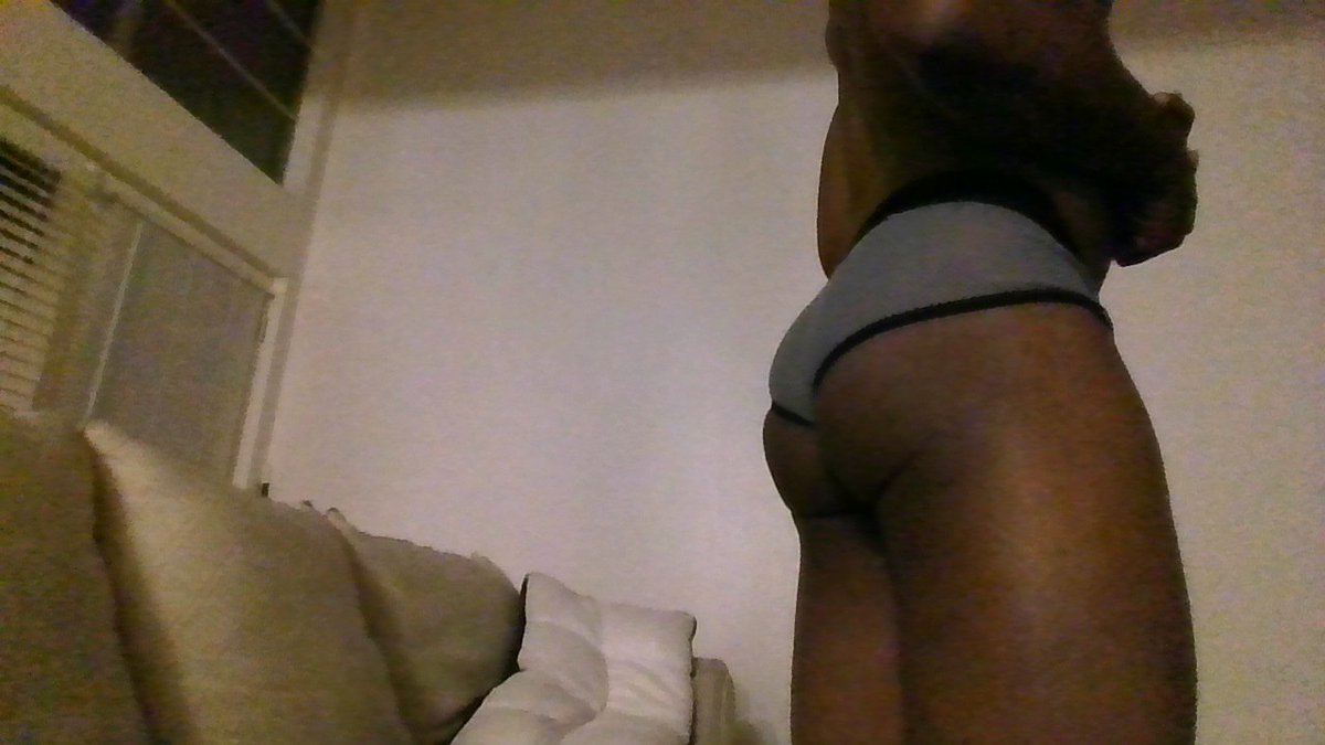 tripledtaz's tweet photo. girl wood needed in dallas who want some https://t.co/zZ5RELMknC