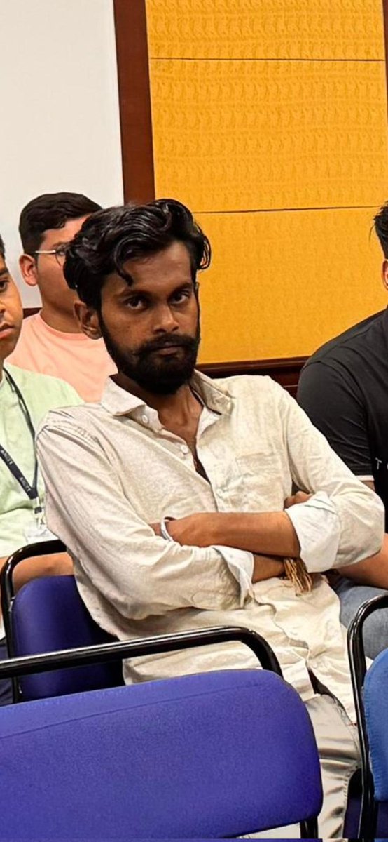 Anshul Vidyarthi tweet media