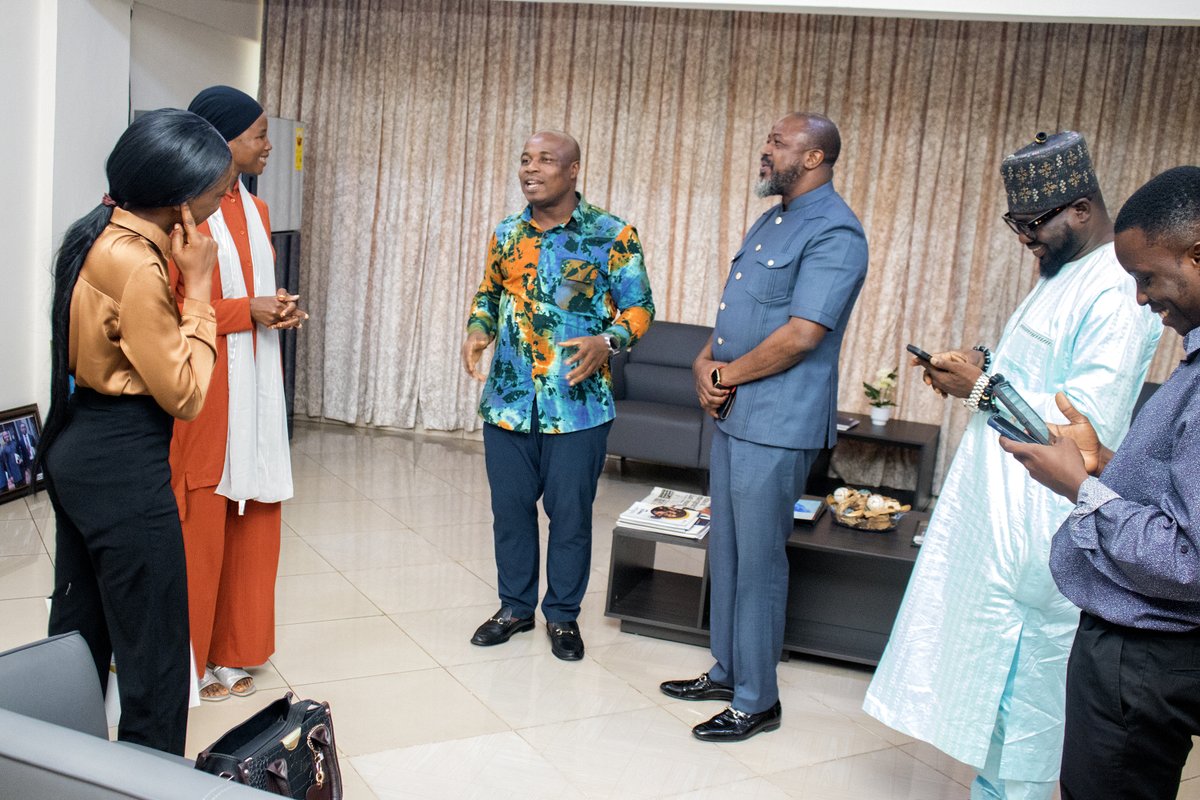 upsaccra's tweet photo. The  President of the African Council for Graduates (ACG), Mr. Thamsanqa  Maqubela, has paid a courtesy call on the Vice-Chancellor of UPSA,  Prof. Kwaku Mensah Mawutor, to discuss potential areas of collaboration aimed at promoting graduate employability and entrepreneurship. https://t.co/QSpV1Dhy1r