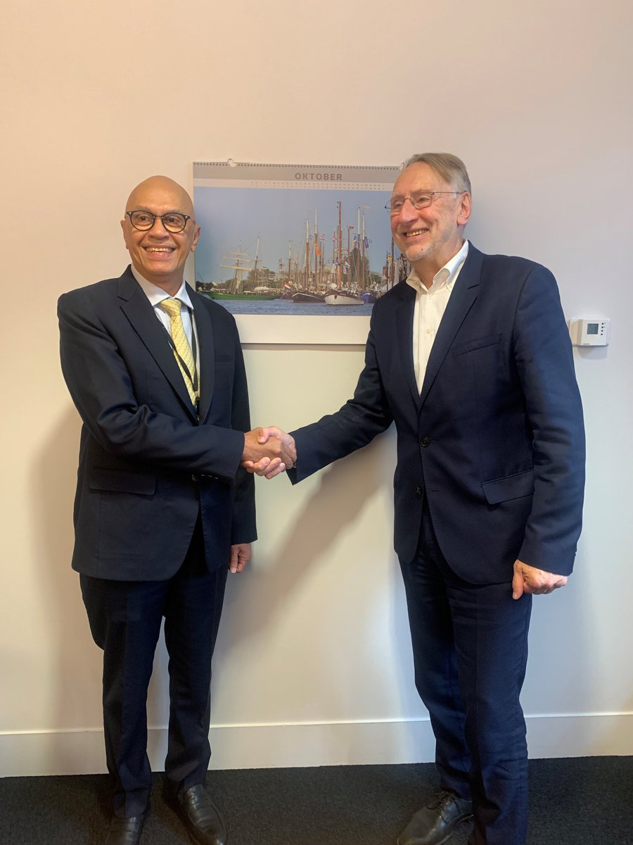 Bernd Lange (@berndlange) on Twitter photo A pleasure to discuss closer cooperation with the Indonesian ambassador Andri Hadi after the successful conclusion of the trade agreement between the EU and Indonesia. I will work to ensure that ratification proceeds more quickly than with previous agreements. <a href="/indonesiainbxl/">Indonesian Embassy Brussels</a> A pleasure to discuss closer cooperation with the Indonesian ambassador Andri Hadi after the successful conclusion of the trade agreement between the EU and Indonesia. I will work to ensure that ratification proceeds more quickly than with previous agreements. <a href="/indonesiainbxl/">Indonesian Embassy Brussels</a>