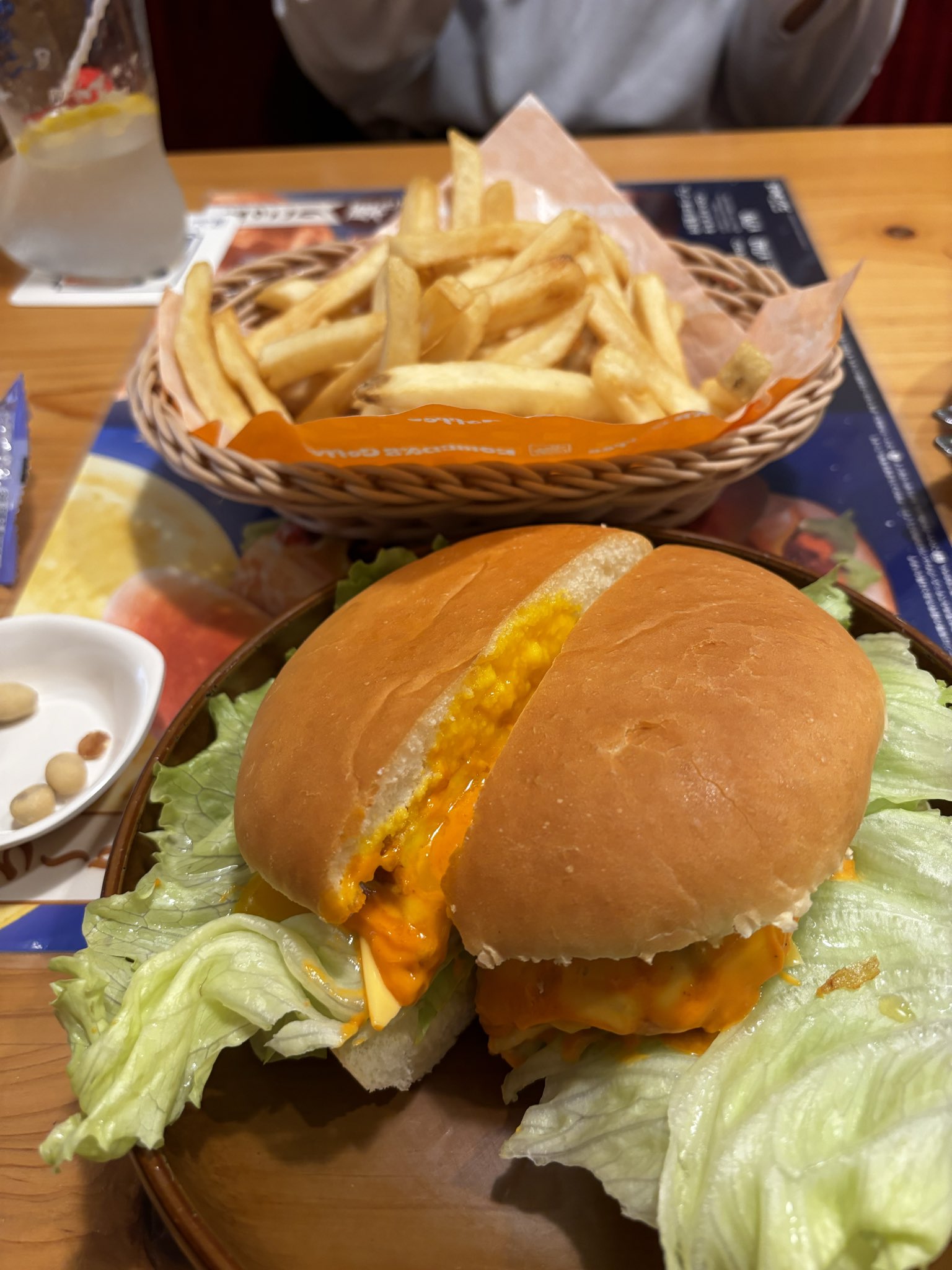 七熊 (@helloplatypus7) / X