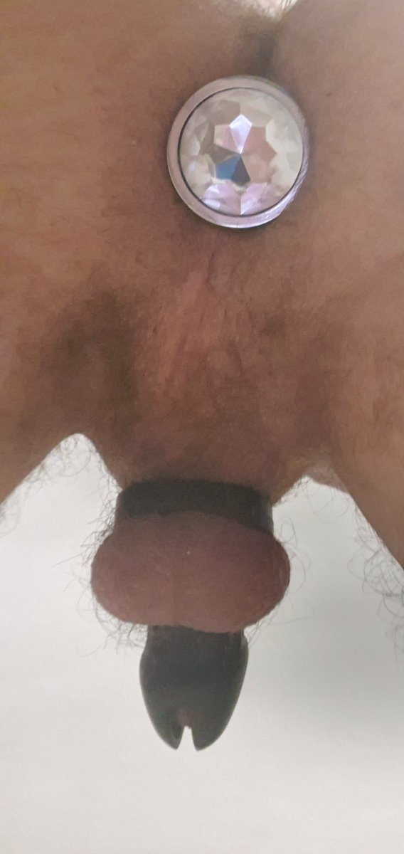 Segundo paso en mi camino hacia la sissyfication hecho😳☺️🍑🍆
#sumiso #sissy #locktober