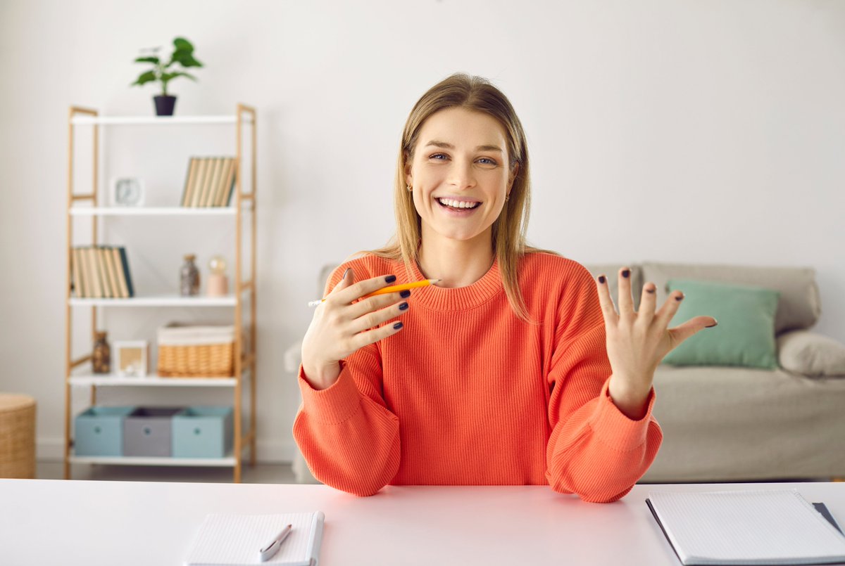 🔎 Cerchi lavoro nel settore domestico?
Il servizio SI.CON.TE FVG segnala:
📍Tutor qualificato con competenze linguistiche per studentessa con deficit visivo a S.Daniele del Friuli👉bit.ly/46NPJji
📍Assistente familiare a S.Lorenzo Isontino👉 bit.ly/48puo0O